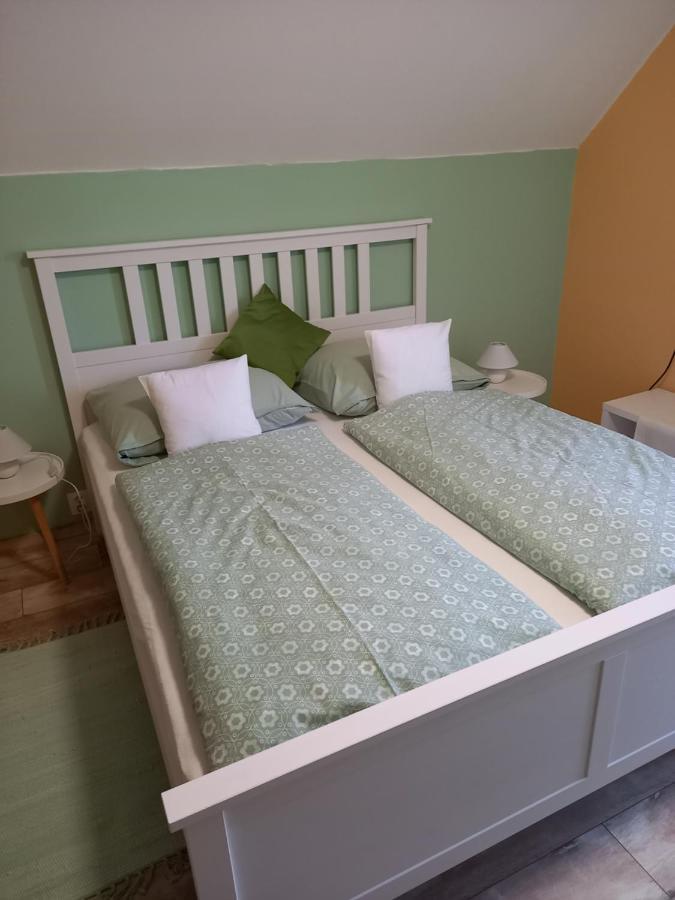 Burai Vendeghaz Otel Villány Dış mekan fotoğraf